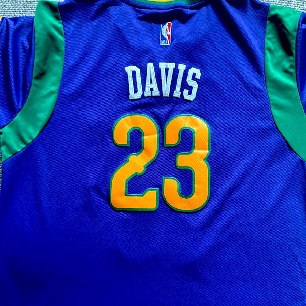 Anthony Davis jersey